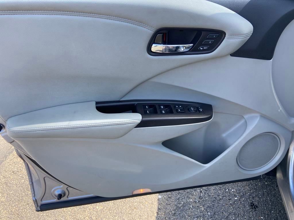 Used 2016 Acura RDX AWD w/ Advance Package image 13