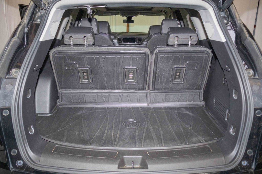 Used 2020 Buick Enclave Avenir w/ Avenir Technology Package image 14