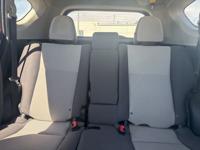 Used 2015 Toyota RAV4 XLE FWD image 23