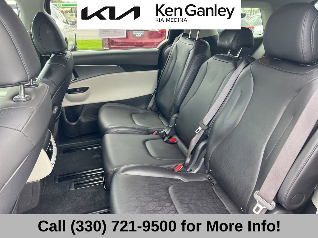 Used 2024 Kia Carnival LX FWD image 49