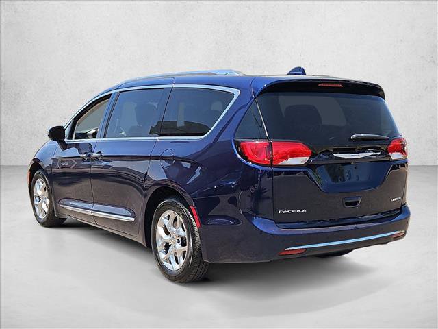 Used 2018 Chrysler Pacifica Limited FWD image 9