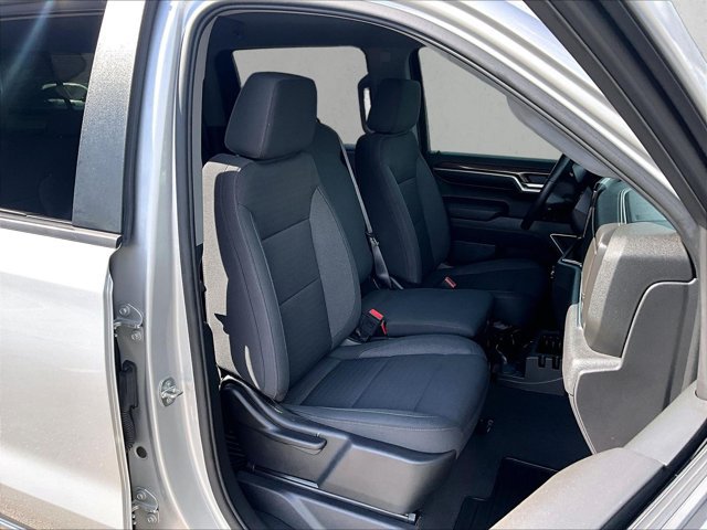 Used 2022 Chevrolet Silverado 1500 LT AWD/4WD image 9