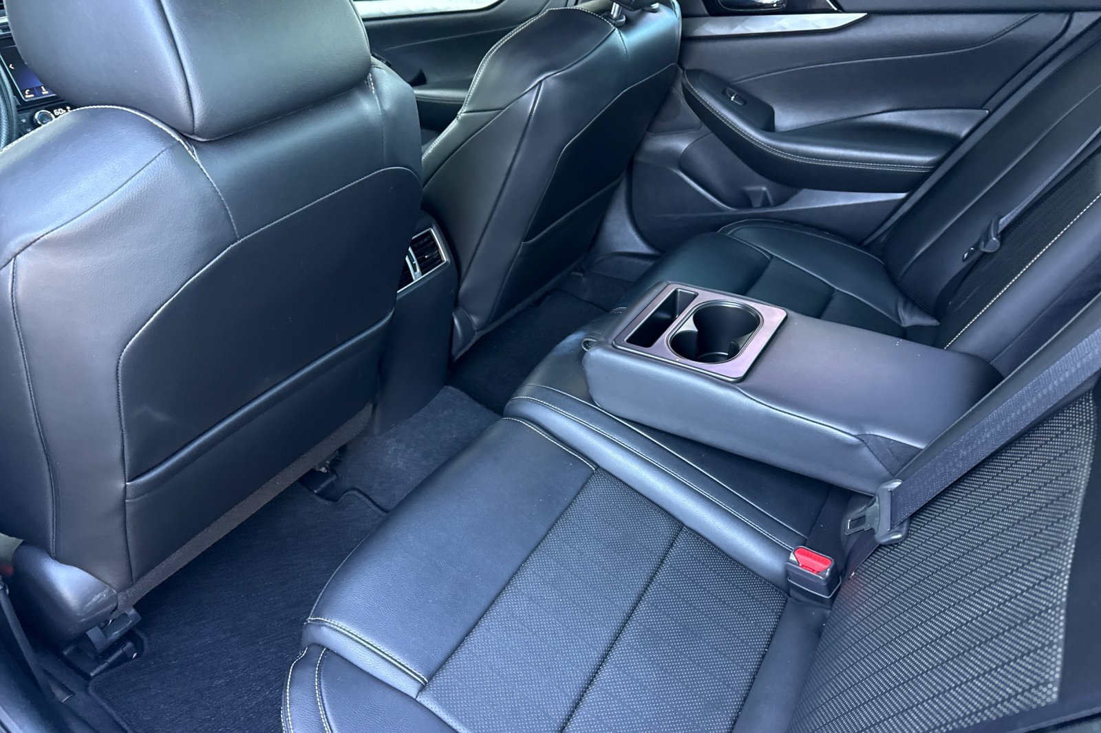 Certified 2023 Nissan Maxima SV w/ Floor Mat Group FWD image 15