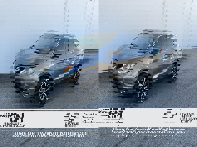 Used 2018 Nissan Rogue Sport SL w/ SL Premium Package image 32