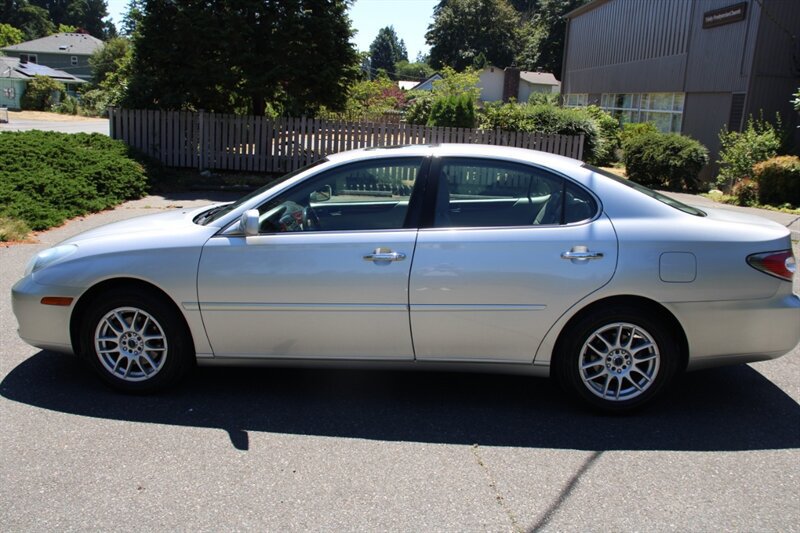 Used 2003 Lexus ES 330 FWD image 13