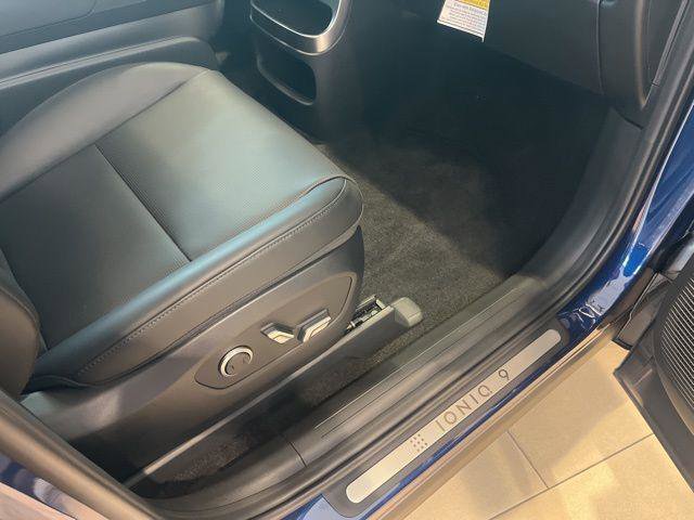 New 2026 Hyundai Ioniq 9 SEL image 17