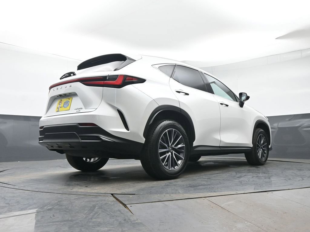 Used 2025 Lexus NX 350 AWD w/ Accessory Package (2T) image 31