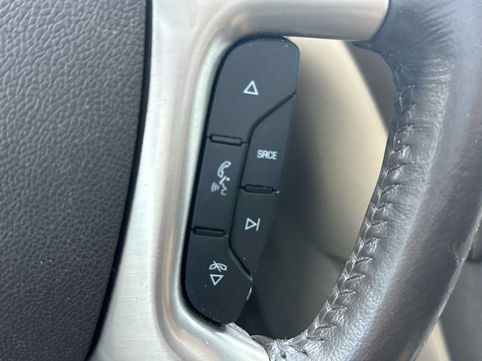 Used 2014 GMC Acadia Denali AWD/4WD image 27