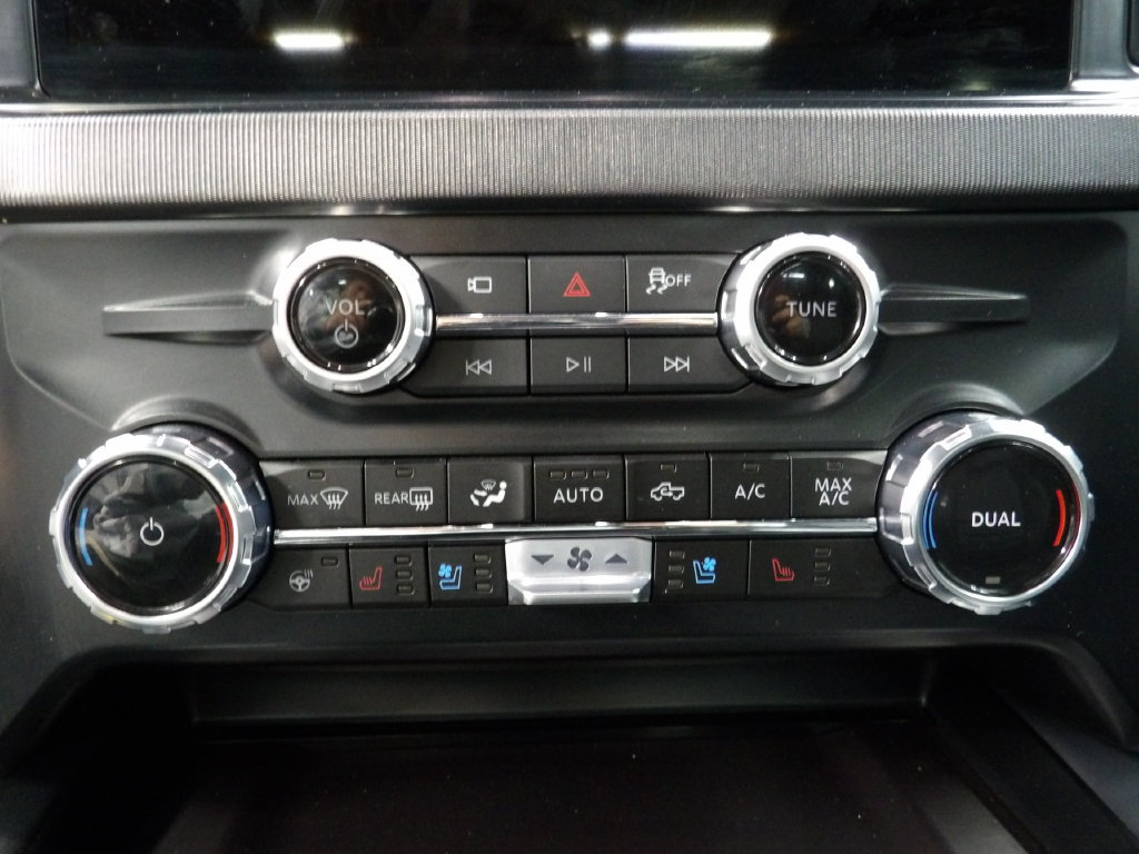Used 2026 Ford F250 Platinum AWD/4WD image 60