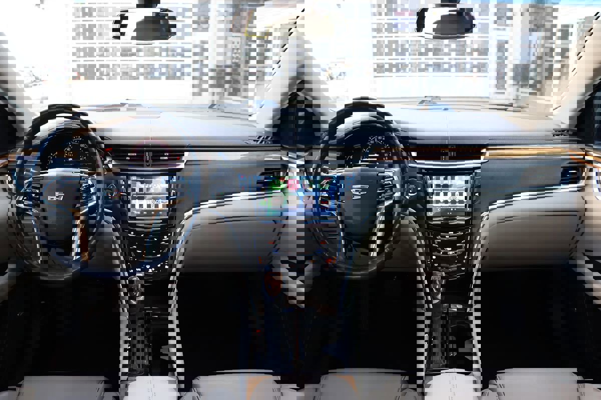 Used 2019 Cadillac XTS Luxury image 14