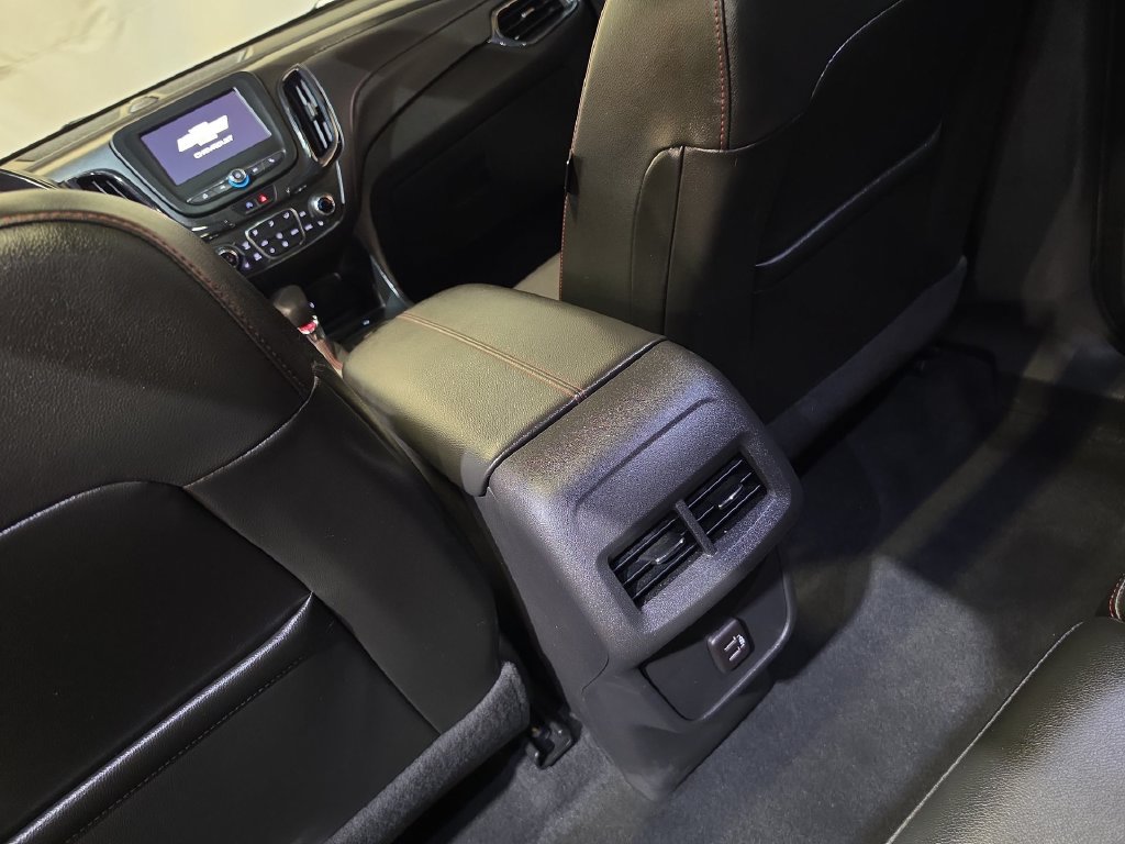 Used 2022 Chevrolet Equinox RS AWD/4WD image 23