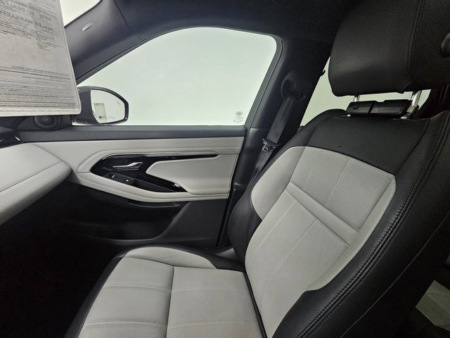 Used 2023 Land Rover Range Rover Evoque R-Dynamic SE image 22