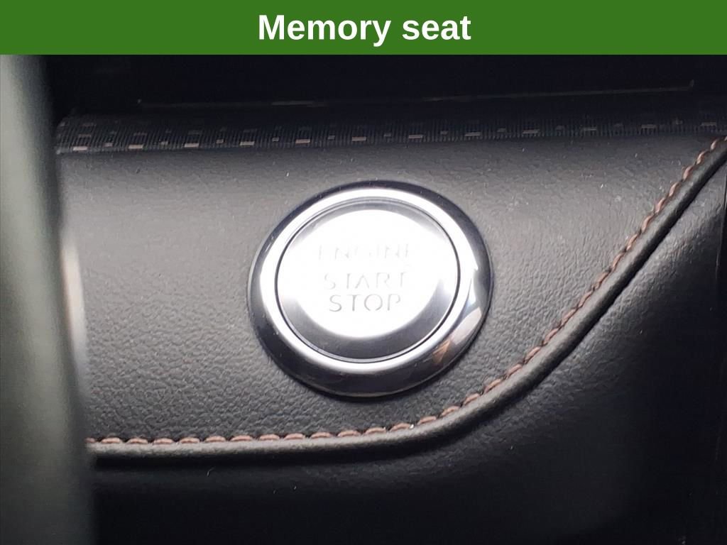 Used 2024 Lincoln Nautilus Reserve w/ Equipment Group 202A image 33