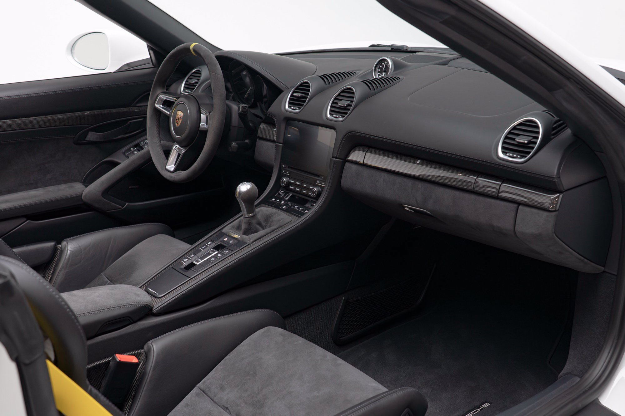 Used 2020 Porsche 718 Boxster Spyder RWD image 42
