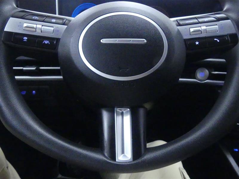 Used 2025 Hyundai Tucson SEL AWD/4WD image 16