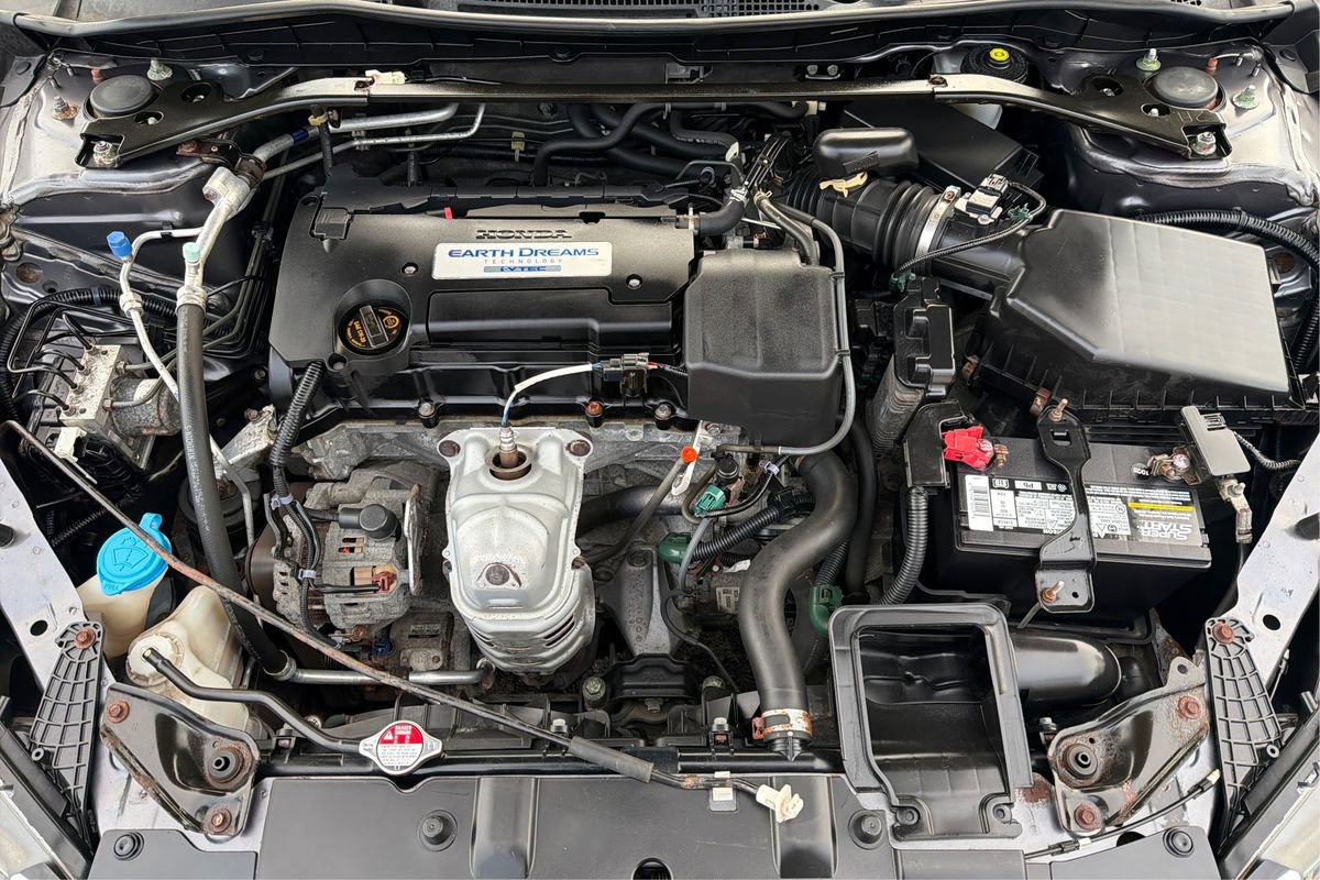 Used 2014 Honda Accord EX-L image 25