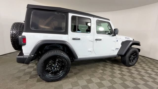 Used 2024 Jeep Wrangler Unlimited AWD/4WD image 4