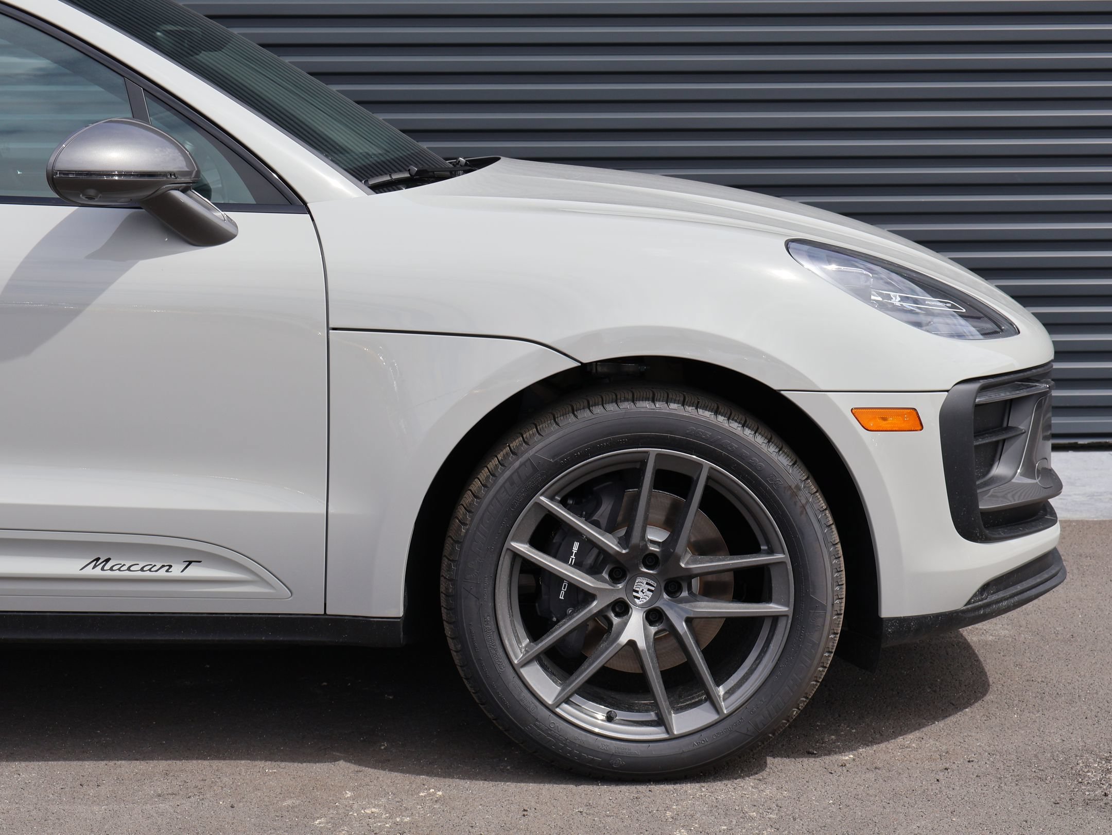 New 2026 Porsche Macan Turbo AWD/4WD image 11