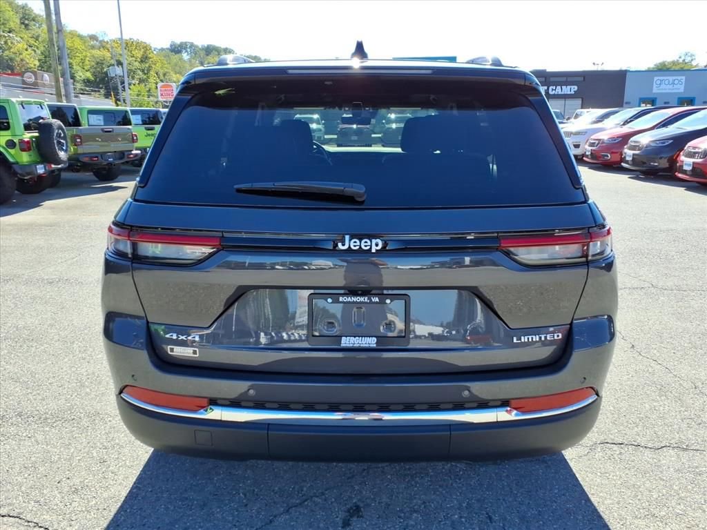 New 2025 Jeep Grand Cherokee Limited image 5