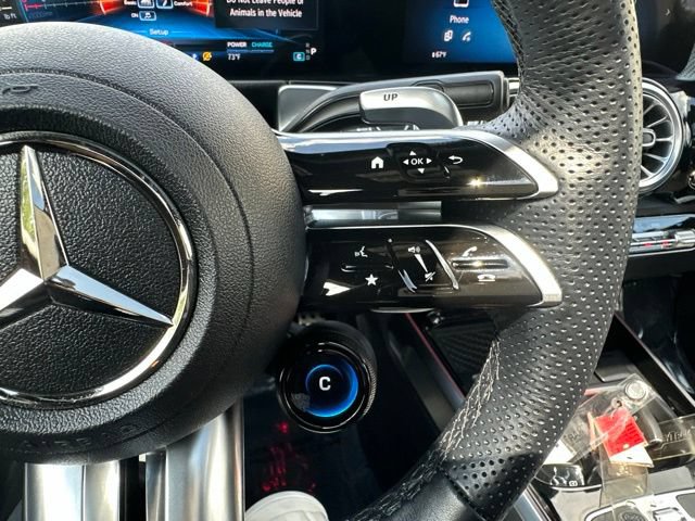 Used 2025 Mercedes-Benz GLB 35 AMG 4MATIC image 25