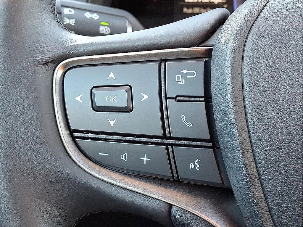 Used 2025 Lexus UX 300h AWD w/ Accessory Package (Z2) image 23