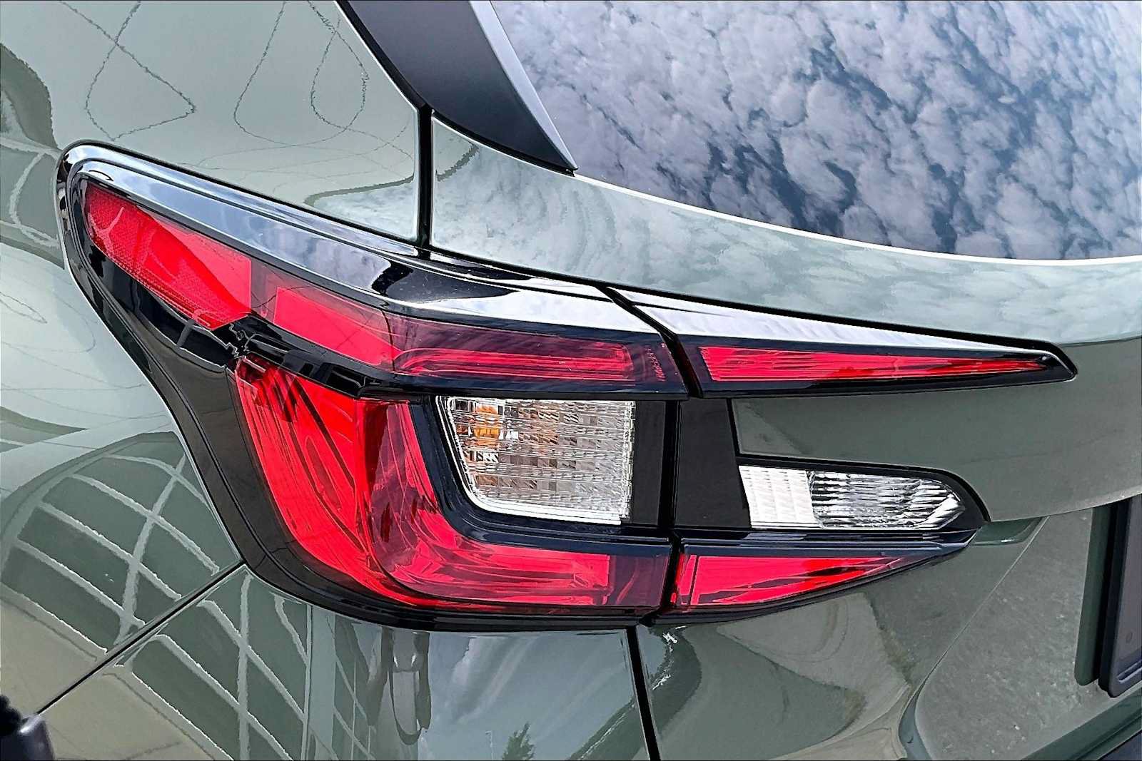 Certified 2026 Subaru Crosstrek 2.5i Premium AWD/4WD image 28