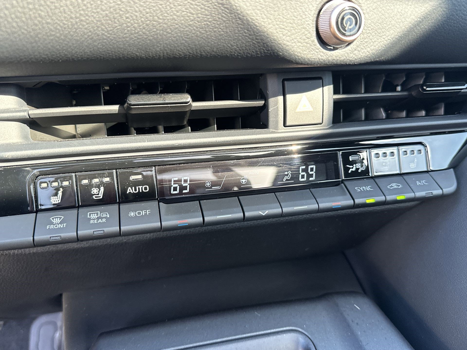 Used 2023 Toyota Crown Platinum image 17