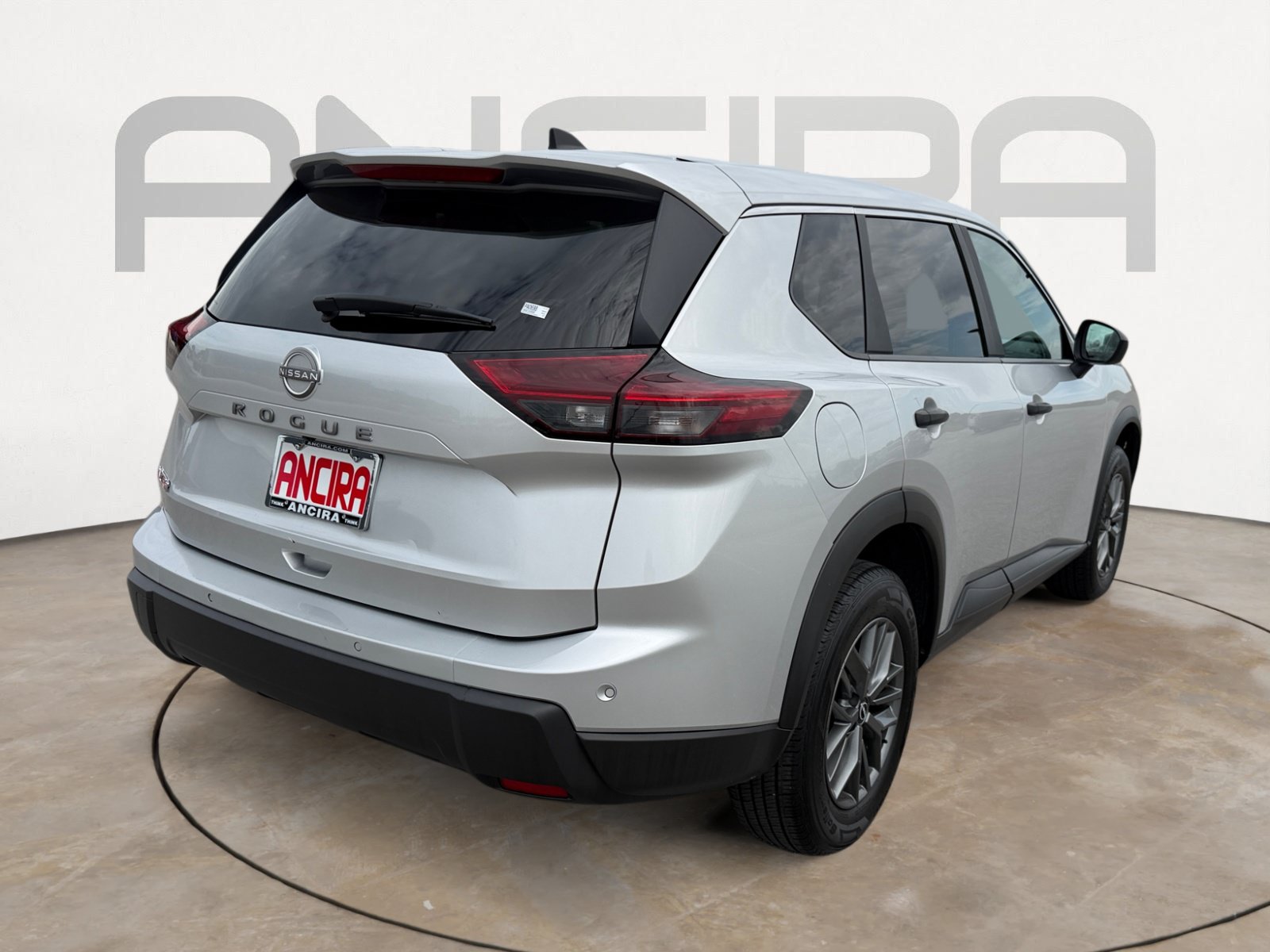 Used 2024 Nissan Rogue S FWD image 12