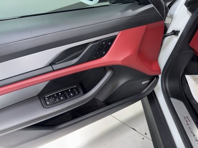 Used 2022 Porsche Taycan 4S image 14