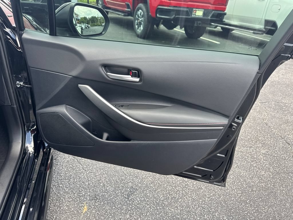 Used 2025 Toyota Corolla SE FWD image 15
