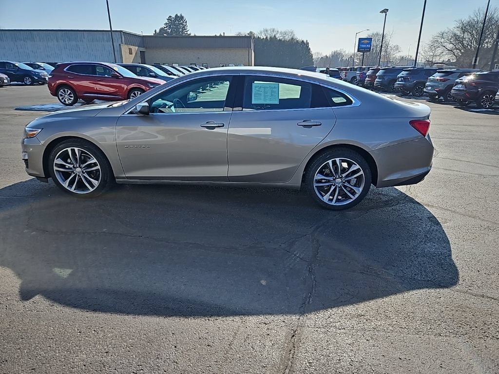 Used 2025 Chevrolet Malibu LT FWD image 6