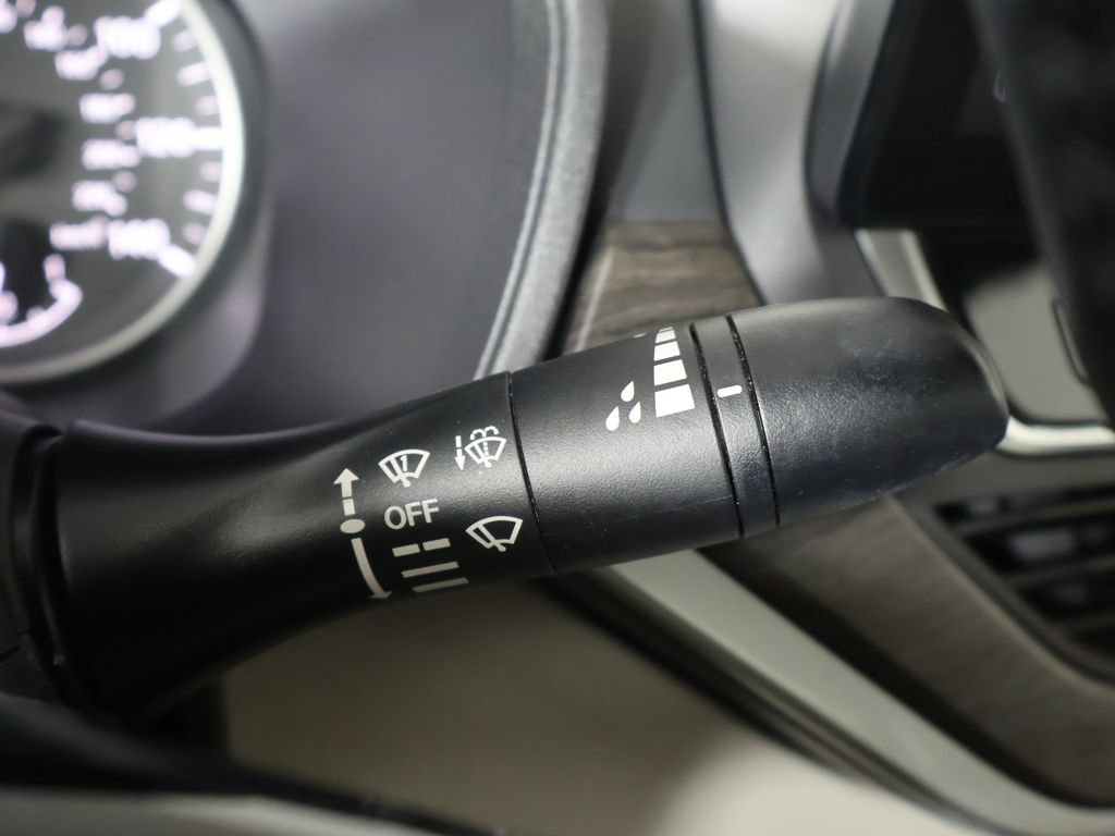 Used 2023 Nissan Altima 2.5 SL AWD/4WD image 43