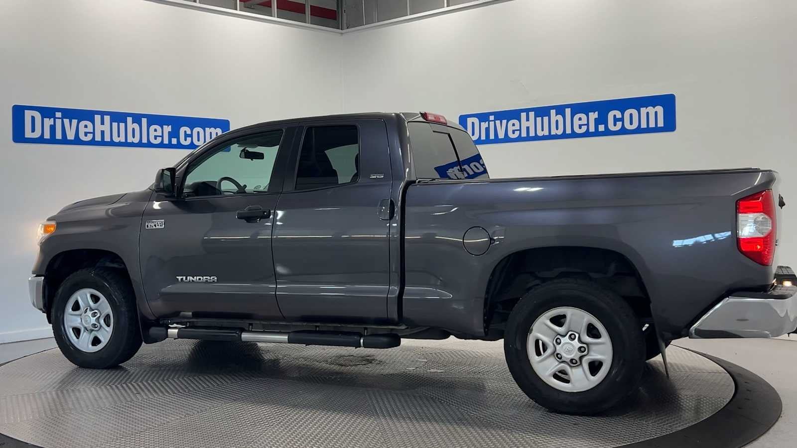 Used 2015 Toyota Tundra SR5 AWD/4WD image 5