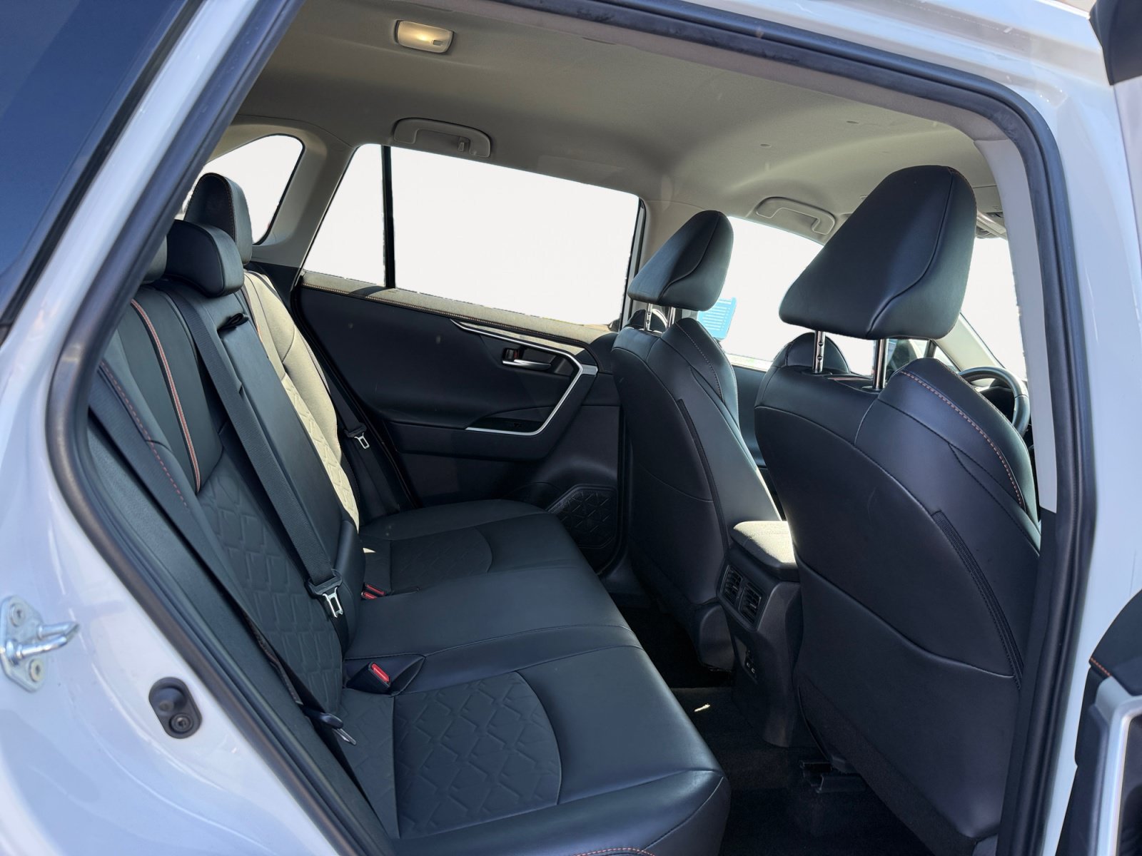 Used 2024 Toyota RAV4 Adventure AWD/4WD image 18