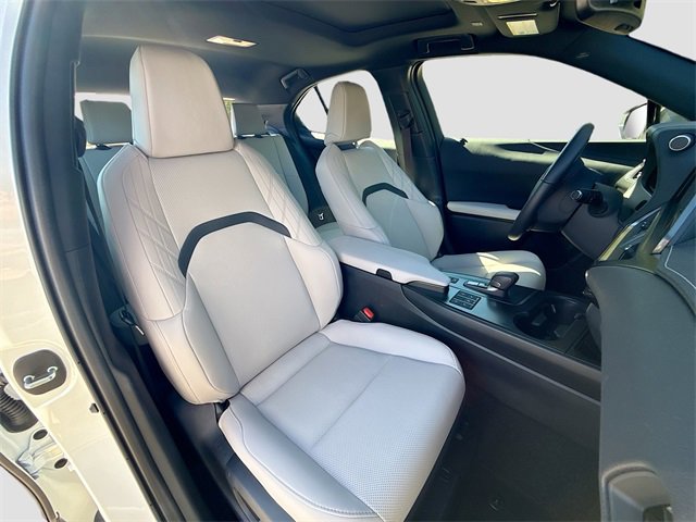 Used 2025 Lexus UX 300h FWD image 15