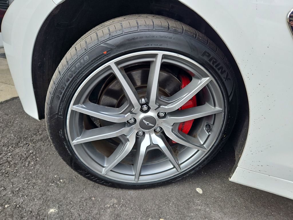 Used 2021 Genesis G70 3.3T image 34