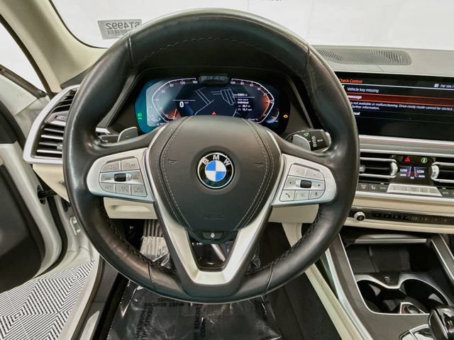 Used 2022 BMW X7 xDrive40i w/ Premium Package AWD/4WD image 11