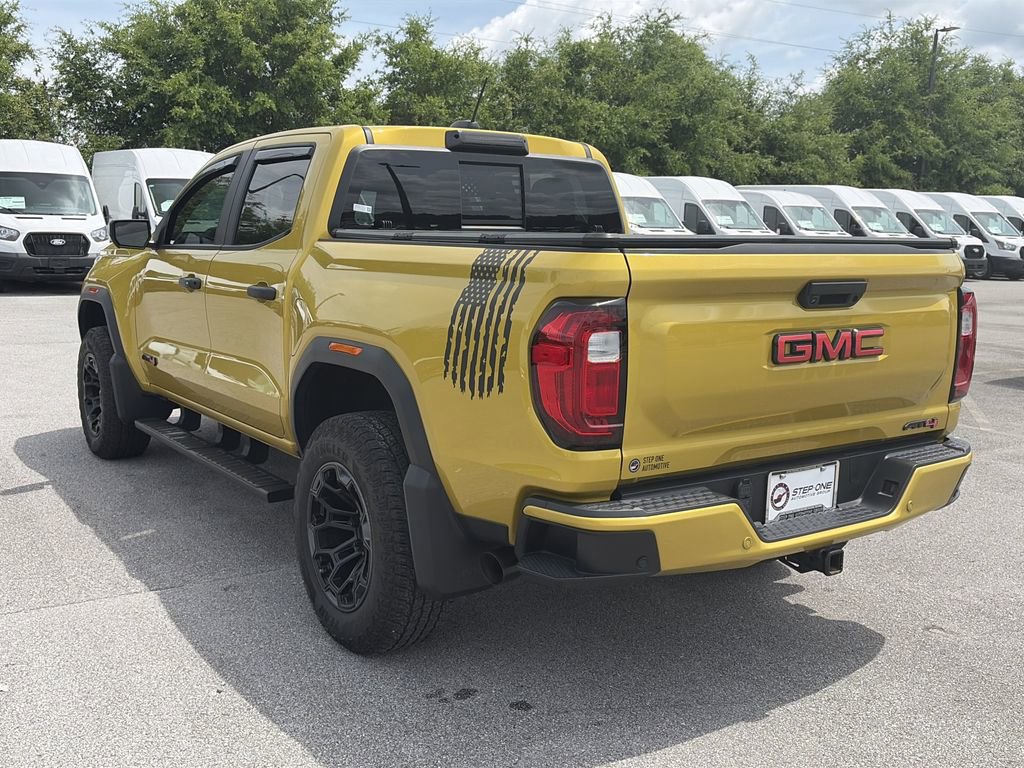 Used 2024 GMC Canyon AT4 w/ AT4 Premium Package AWD/4WD image 5