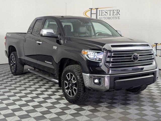 Used 2018 Toyota Tundra Limited w/ Limited Premium Package image 2
