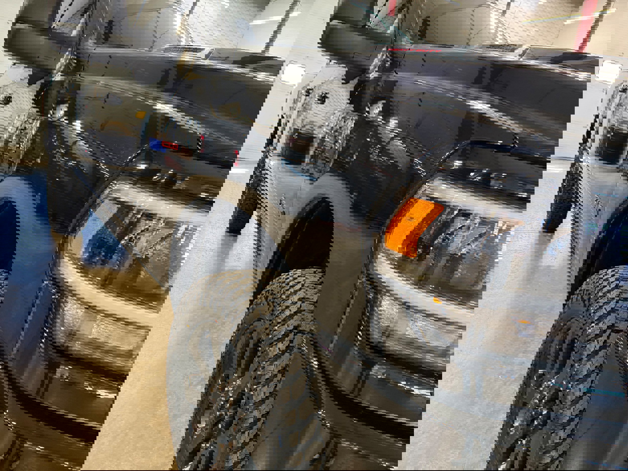 Used 2023 RAM 2500 Laramie w/ Night Edition image 3