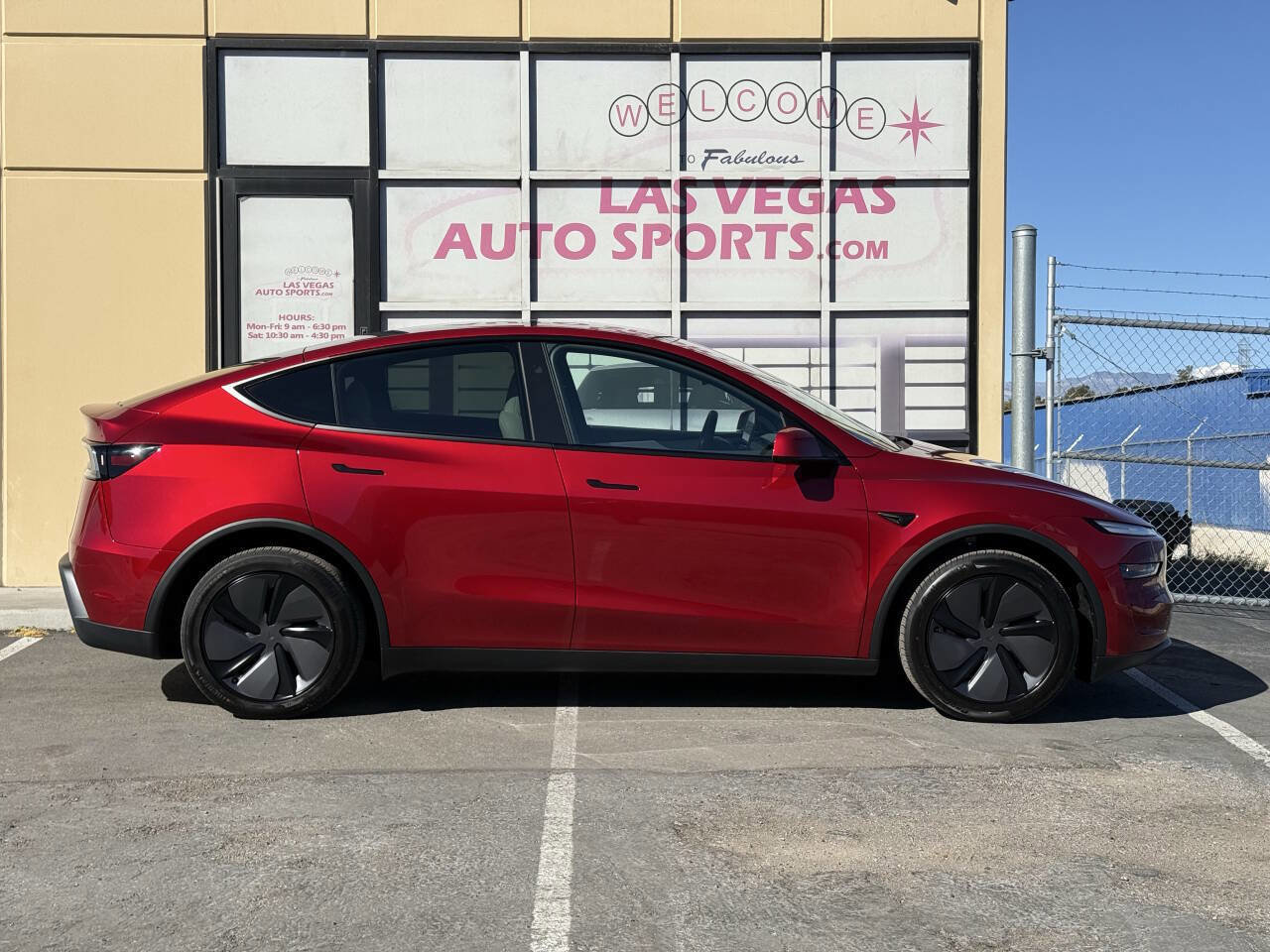 Used 2026 Tesla Model Y Long Range image 6