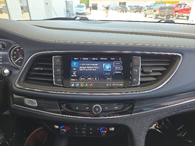 Used 2024 Buick Enclave Essence w/ Experience Buick Package AWD/4WD image 65