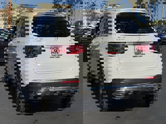 Used 2020 Mercedes-Benz GLC 300 4MATIC image 13