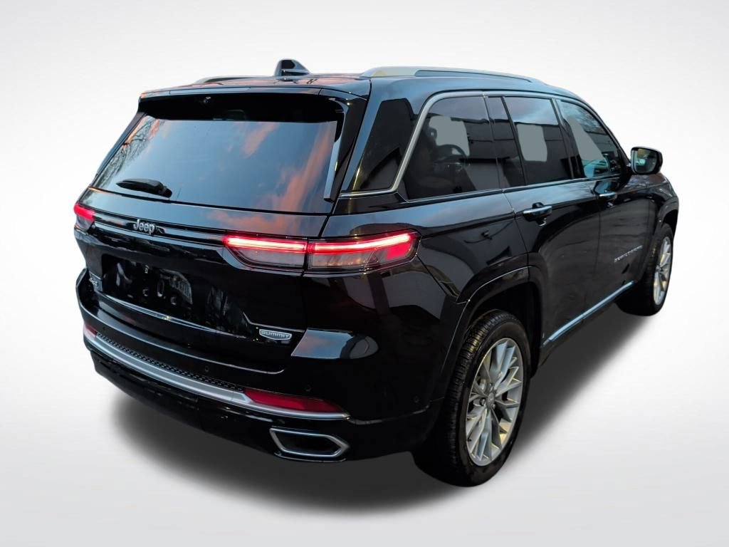 Certified 2022 Jeep Grand Cherokee Summit w/ Adv Protech Group IV image 5