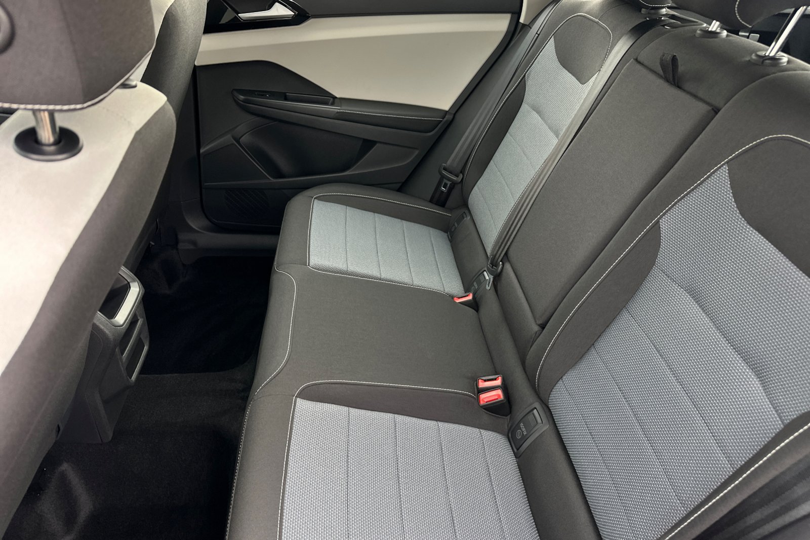 New 2027 Volkswagen Taos S FWD image 12