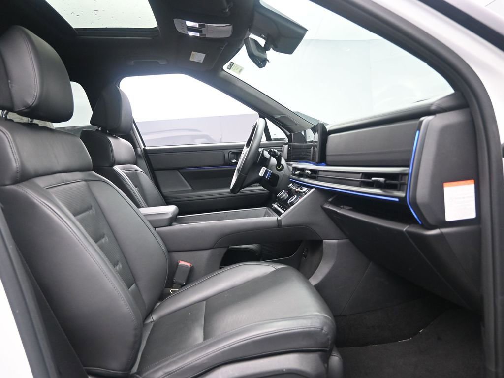 Used 2025 Hyundai Santa Fe Calligraphy image 35
