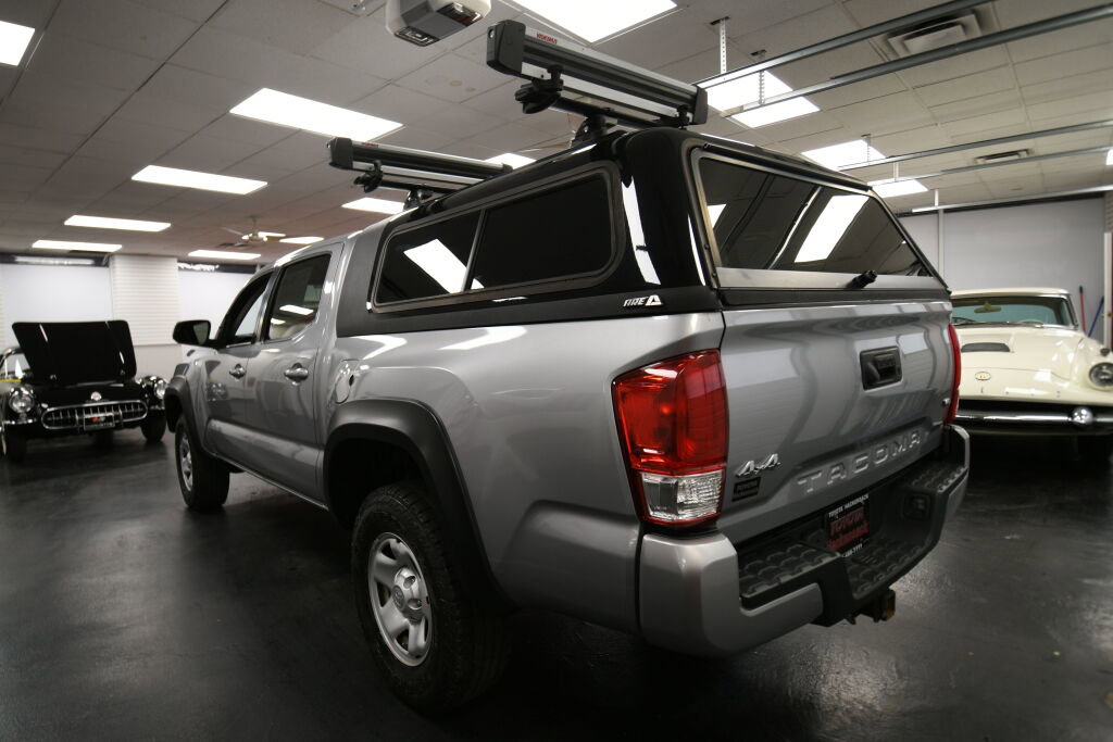 Certified 2019 Toyota Tacoma SR image 5