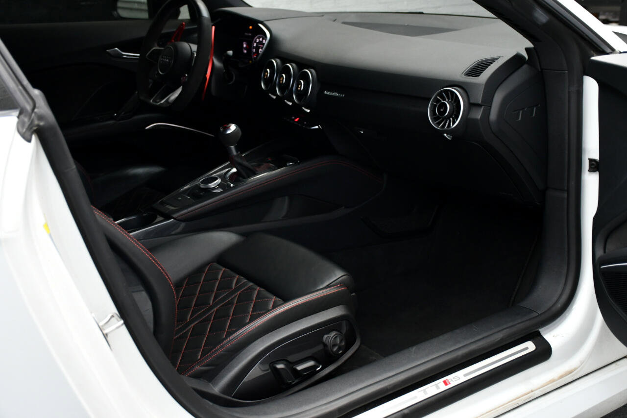 Used 2018 Audi TT RS image 43