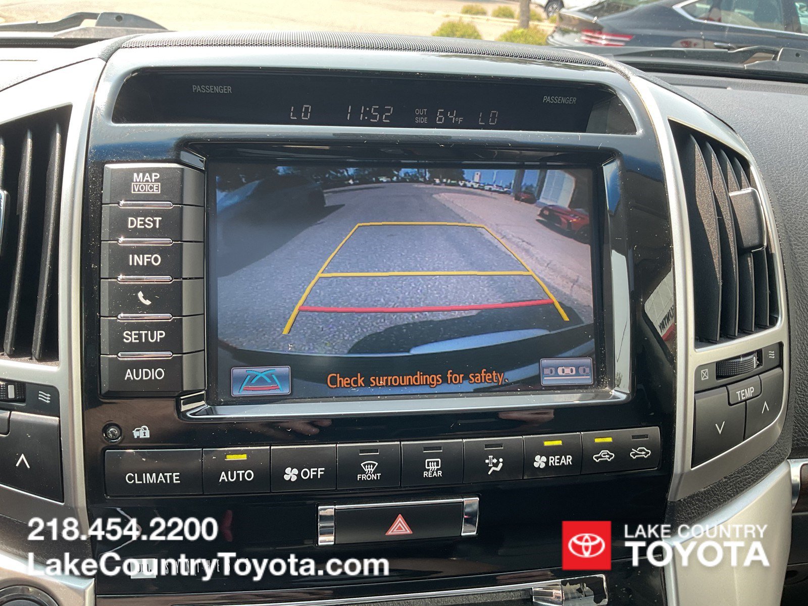 Used 2014 Toyota Land Cruiser AWD/4WD image 33