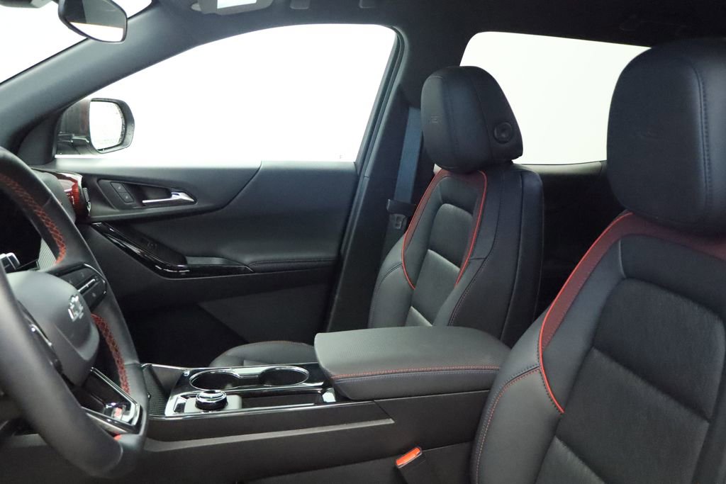 Used 2025 Chevrolet Equinox RS w/ Convenience Package III image 30